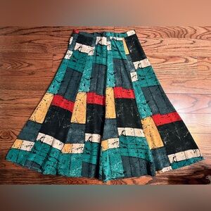 Vintage Argenti Silk Skirt in bold geometric design.  Size Small.